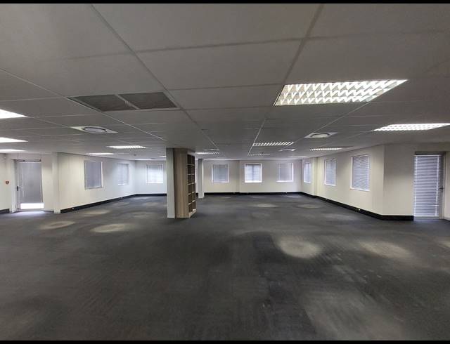 389M² OFFICE TO LET IN GREENSTONE HILL